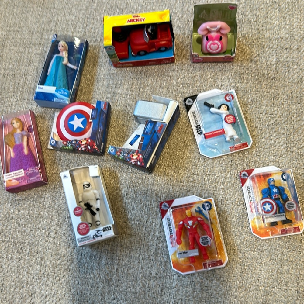 Disney Mini Brands